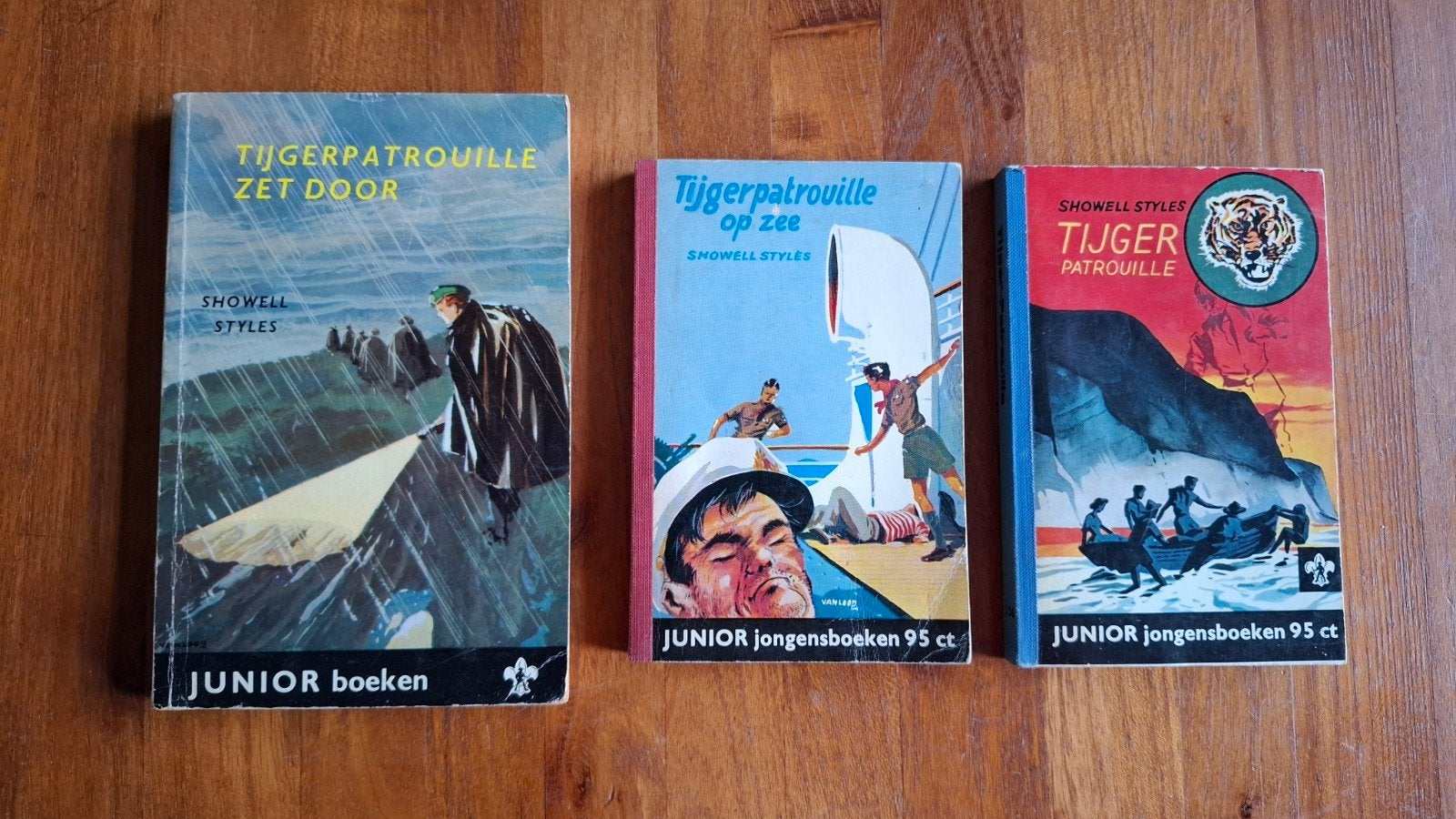 3x Tijgerpatrouille junior boekje, Verzamelen, Scouting, Boek of Tijdschrift, Ophalen of Verzenden