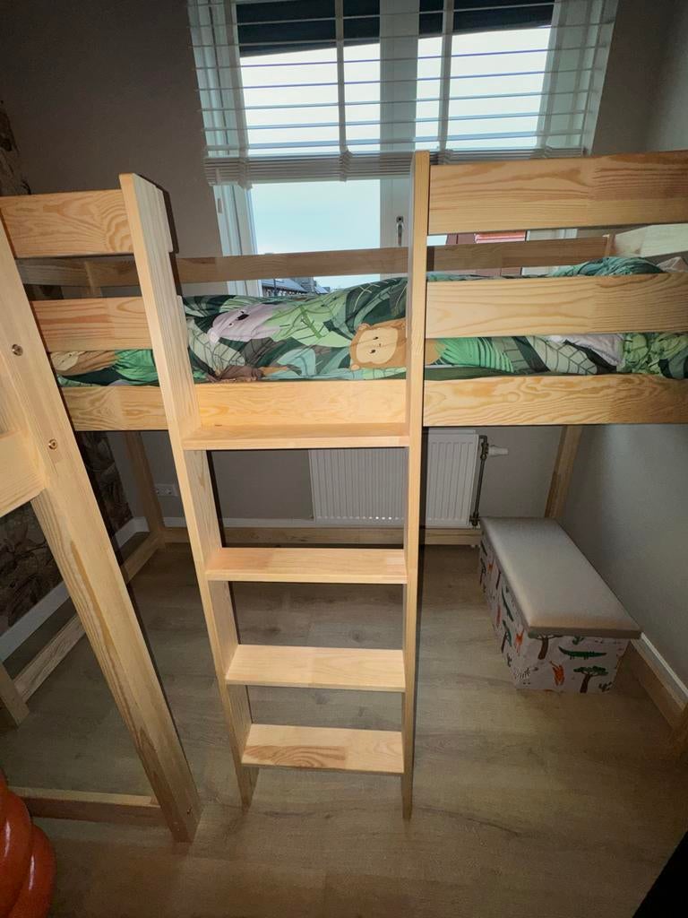 2x LULU Petit Puk Houten hoogslaper met ladder, Ophalen, Zo goed als nieuw, Hoogslaper