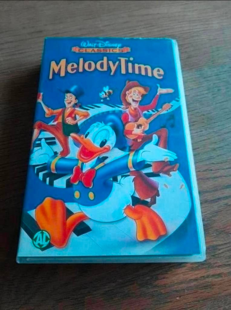 Disney Classics Melody Time videoband. Engels gesproken., Cd's en Dvd's, VHS | Kinderen en Jeugd, Alle leeftijden, Ophalen of Verzenden