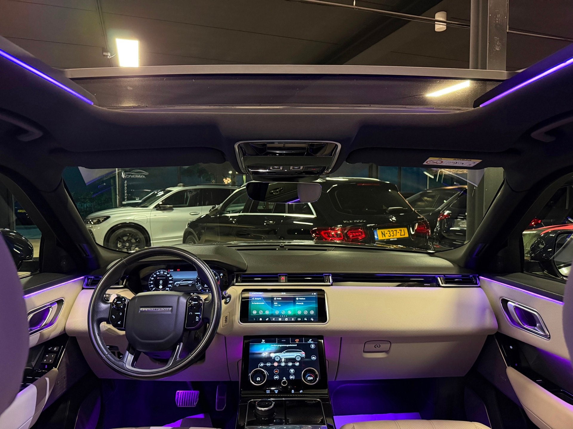 Land Rover RANGE ROVER VELAR 2.0 P300 Turbo AWD HSE R-Dynami, Automaat, Gebruikt, Euro 6, 4 cilinders