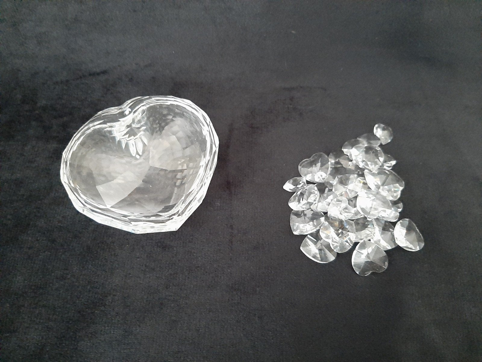 Swarovski harte bakje met hartjes, Ophalen, Zo goed als nieuw, Figuurtje