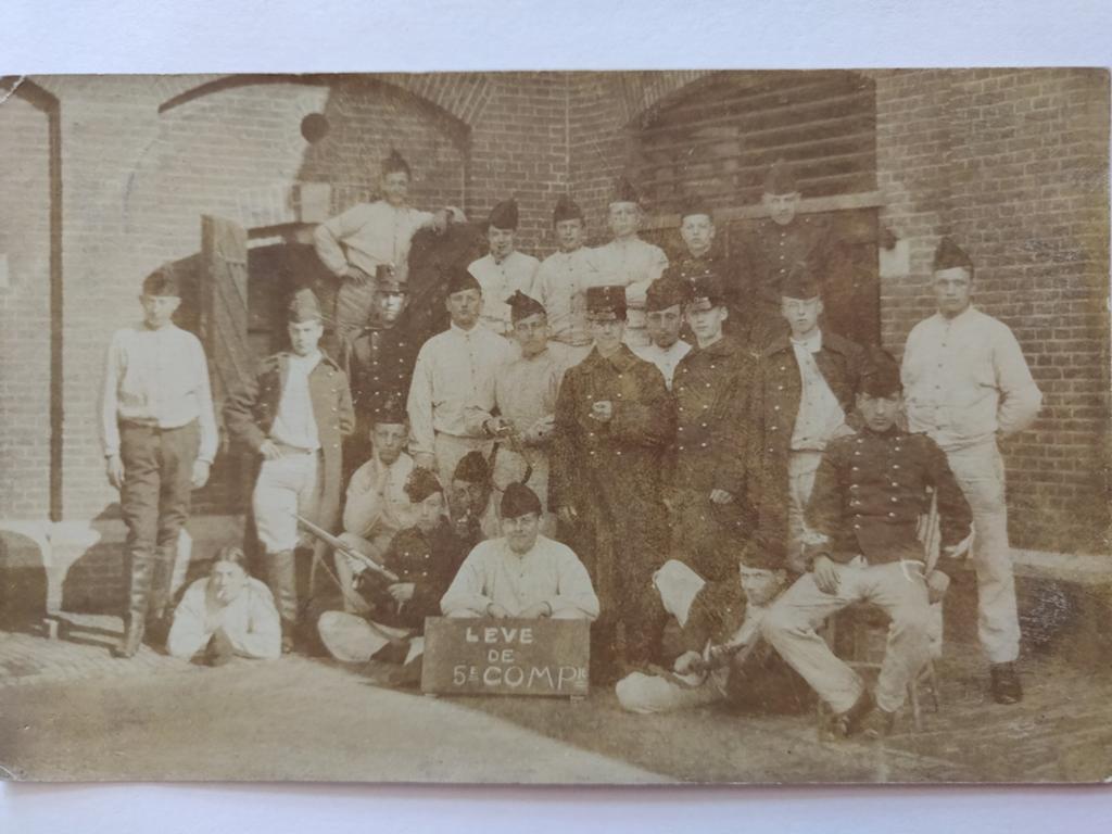 X2352 Naarden Fotokaart 1910 naar Aalsmeer Militair 5e Comp, Ophalen of Verzenden, Voor 1920, Noord-Holland