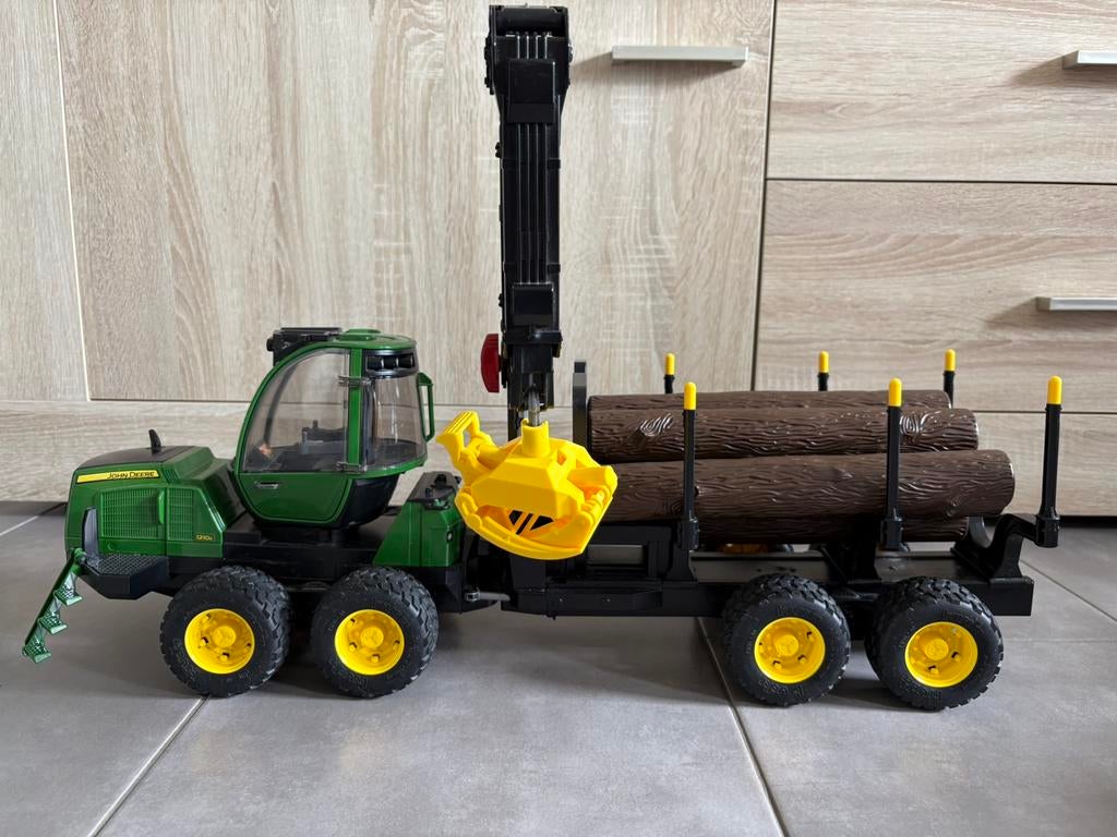 Bruder john deere 1210E, Ophalen of Verzenden