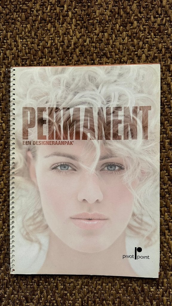 Permanent: Een Designeraanpak - Kappersopleiding Boek, Ophalen of Verzenden, Zo goed als nieuw, MBO, Pivot Point