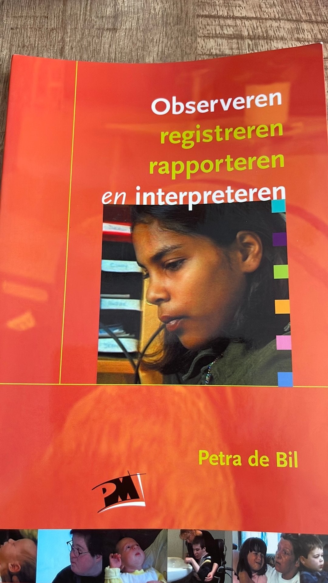 P. de Bil - Observeren, rapporteren en interpreteren, Ophalen of Verzenden, Zo goed als nieuw, P. de Bil