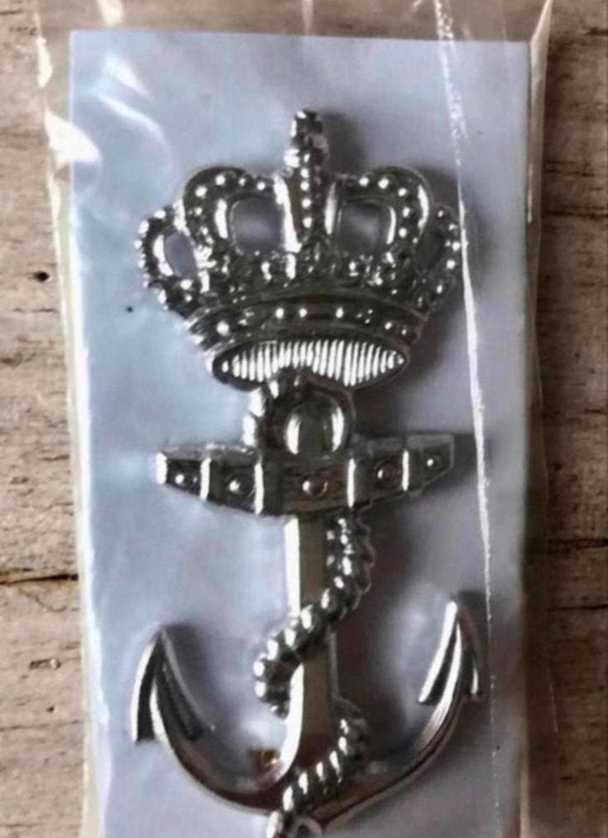 Marine MBK Baret Embleem  Zilver Anker, Verzamelen, Verzenden, Marine, Nederland, Embleem of Badge
