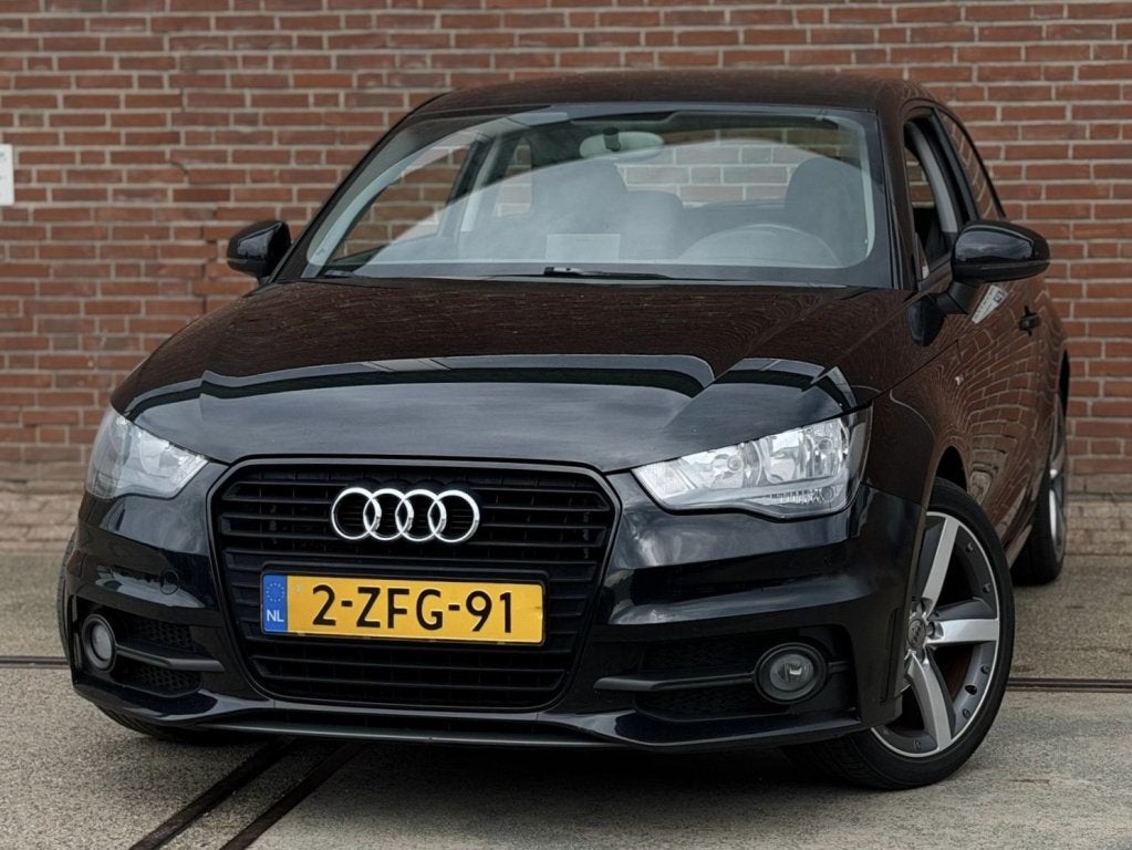 Audi A1 1.2 TFSI Admired |Clima |Navi |CruiseC |S-Line, Voorwielaandrijving, Euro 5, 86 pk, 4 cilinders