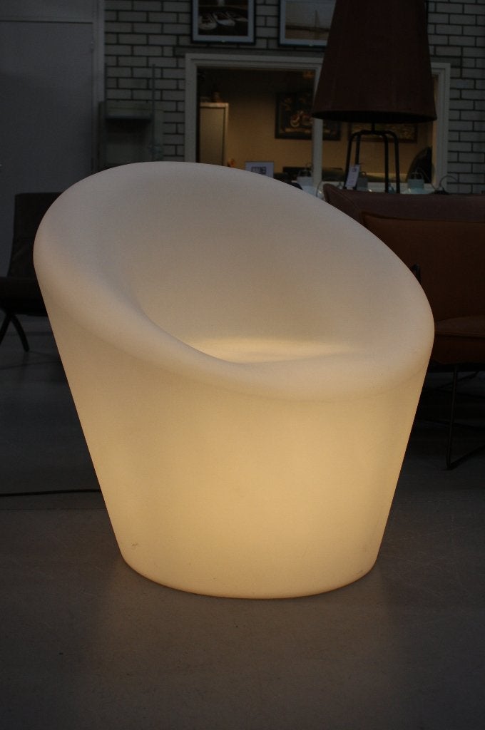 Leuke witte kunststof stoel fauteuil MET VERLICHTING!, Ophalen, Gebruikt, 75 tot 100 cm, Modern design