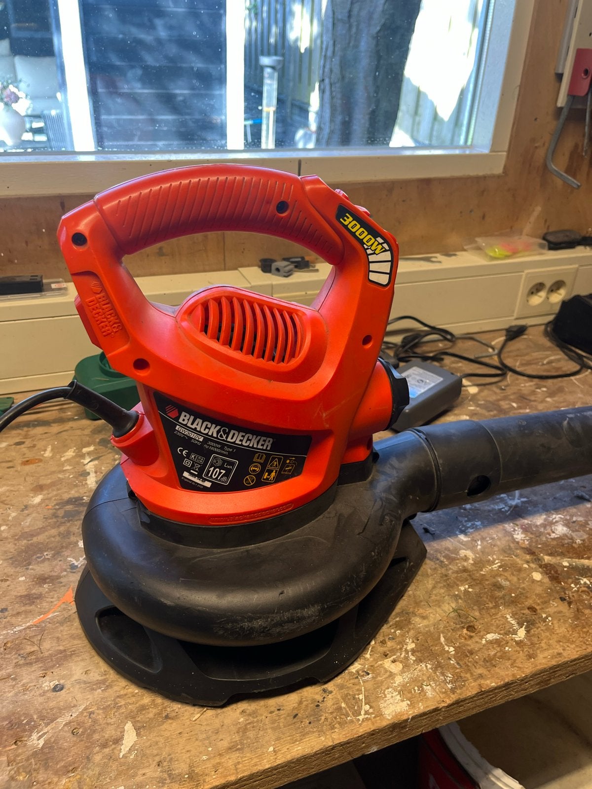 Black & Decker GW3010V Bladblazer 3000W, Tuin en Terras, Ophalen of Verzenden, Gebruikt, Elektrisch, Handgedragen