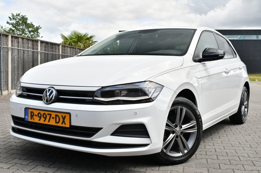 Volkswagen Polo 1.0 TSI IQ.DRIVE|LED|CAMERA|ACC|CARPLAY, Stof, Gebruikt, Euro 6, 95 pk