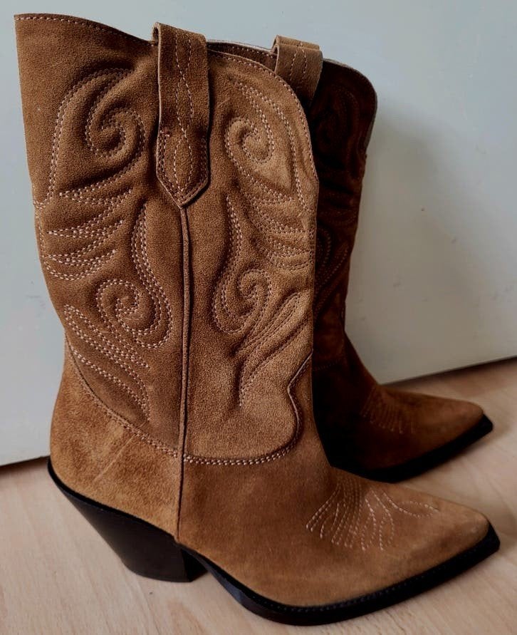 Toral suede cowboy laarzen maat 36 NIEUW, Kleding | Dames, Schoenen, Bruin, Catherina Martins, Lage of Enkellaarzen, Nieuw
