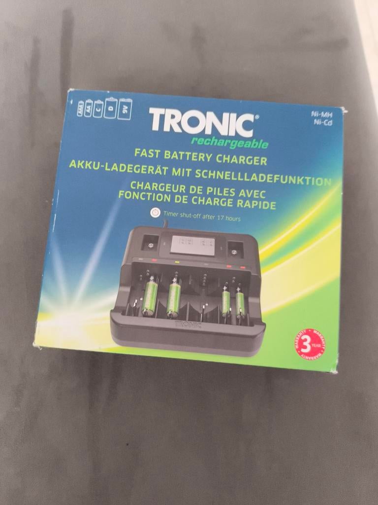 TRONIC Snelle Batterijlader (AA, AAA, C, D, 9V), Audio, Tv en Foto, Ophalen of Verzenden, Nieuw