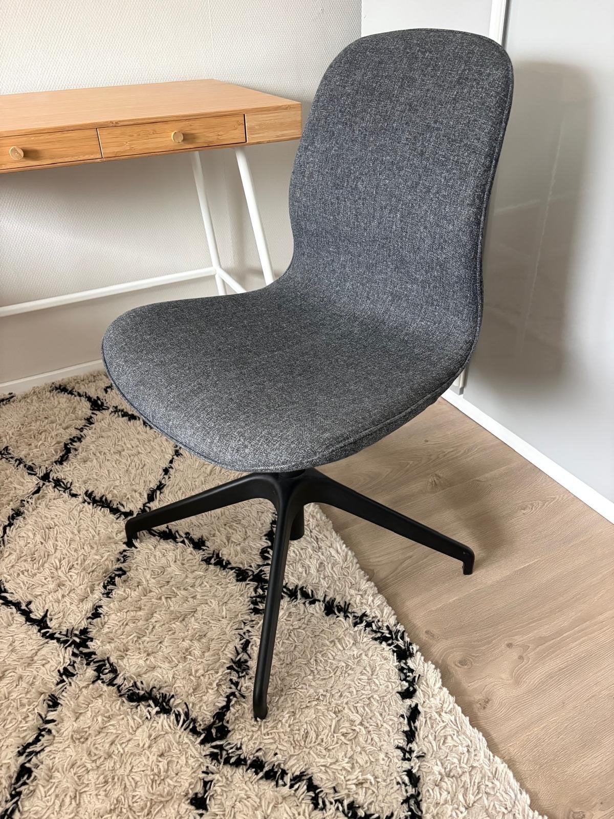 Ikea bureau stoel, Ophalen, Zo goed als nieuw, Eén, Stof