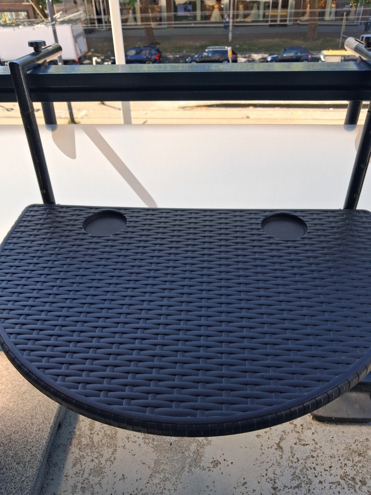 hangend balkon tafeltje zwart Rattan look 60x40x83.5 cm., Tuin en Terras, Tuintafels, Ophalen, Gebruikt, Rond, Kunststof