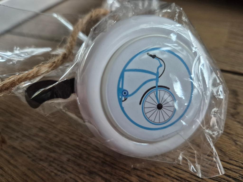 Leuke fietsbel met fietsafbeelding - Alleen ophalen, Fietsen en Brommers, Fietsaccessoires | Fietsbellen, Ophalen, Nieuw