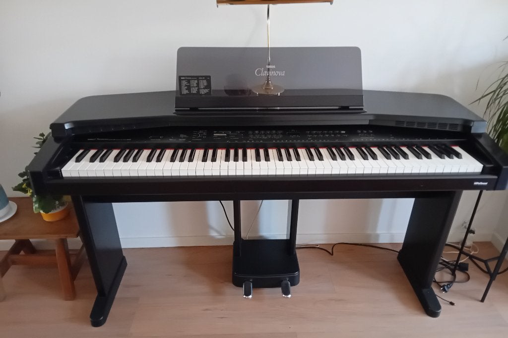 Yamaha Clavinova CVP-35 Digitaal Piano Zwart, Muziek en Instrumenten, Ophalen, Gebruikt, Zwart, Digitaal