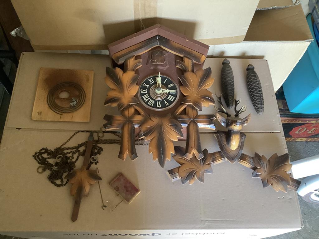 Vintage Koekoeksklok met Hertenkop en Bladmotief lees beschr, Ophalen of Verzenden