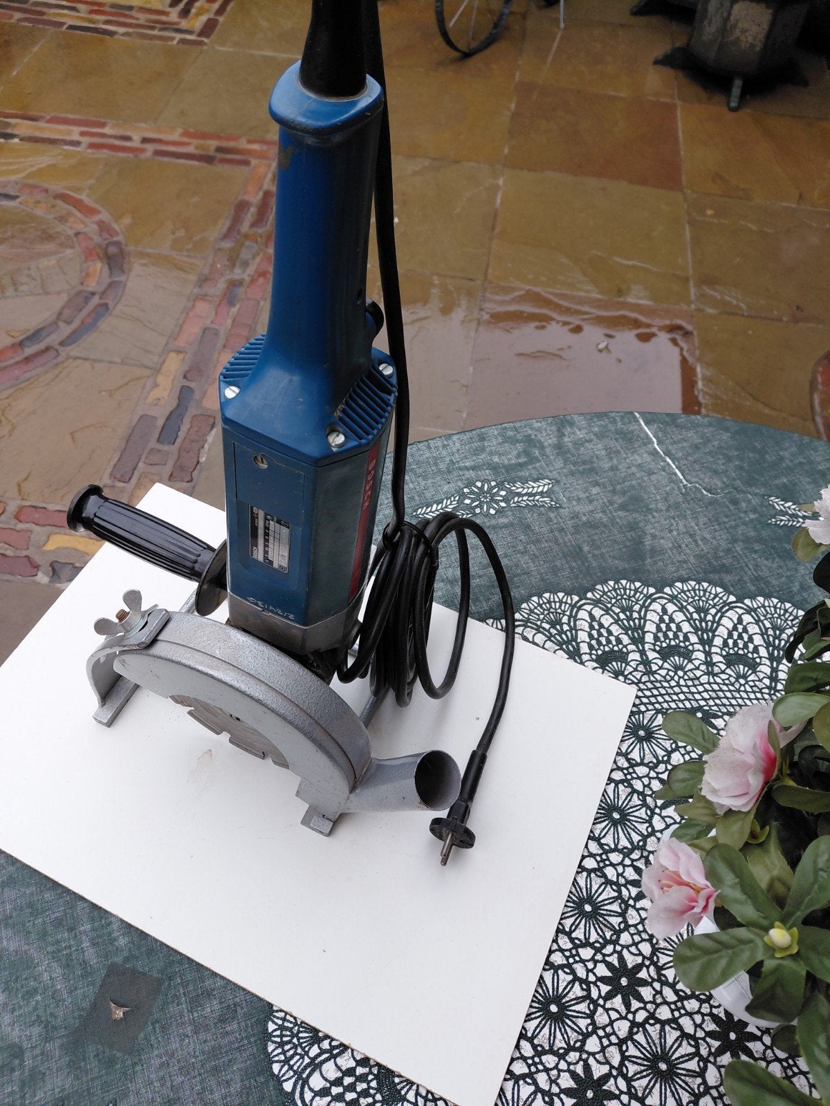 te koop een bosch slijp machine instel bare geleder zgan, Ophalen of Verzenden, Zo goed als nieuw, Minder dan 700 watt, Haakse handslijpmachine