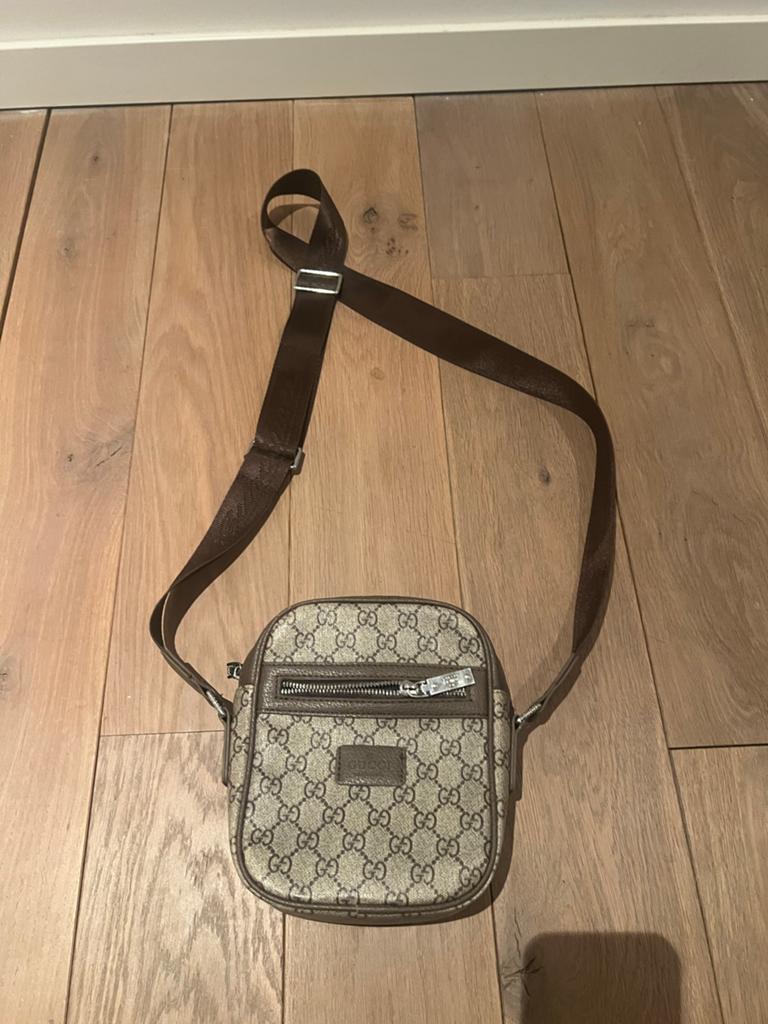 Cucci tasje, Sieraden, Tassen en Uiterlijk, Tassen | Schoudertassen, Ophalen