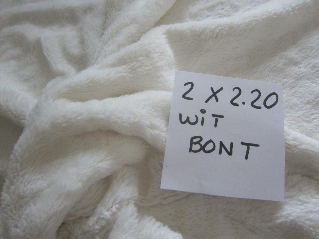 beddensprei soort bont  2 x 220 cm.   wit z.g.a.n., Huis en Inrichting, Eenpersoons, Wit, Ophalen of Verzenden, Deken of Dekbed
