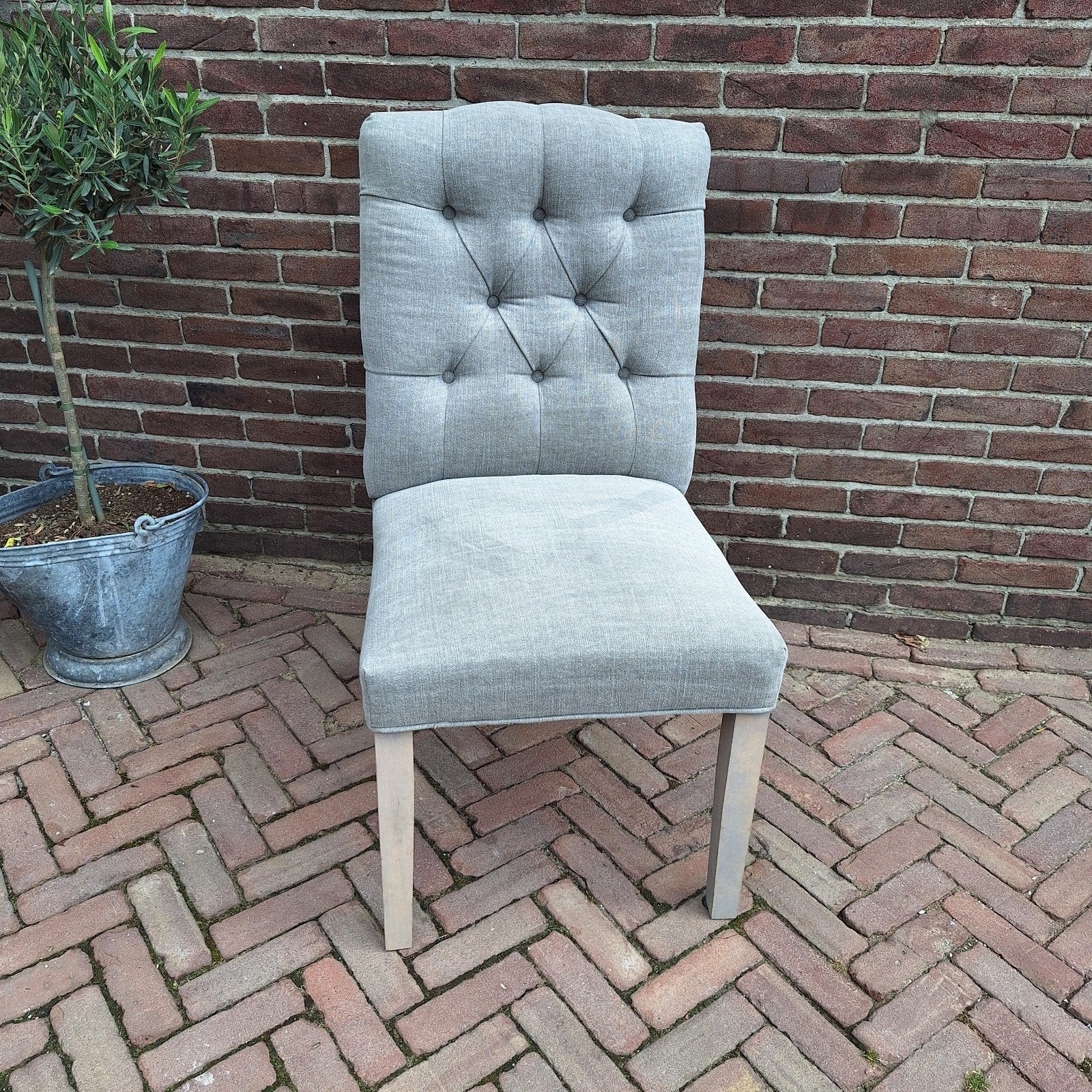 6 eetkamer stoelen, Ophalen, Zo goed als nieuw, Grijs, Stof