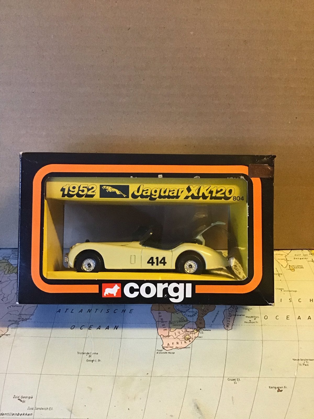 Corgi 1952 Jaguar XK120 Modelauto - Zo goed als nieuw, Hobby en Vrije tijd, Modelauto's | 1:43, Ophalen of Verzenden, Zo goed als nieuw