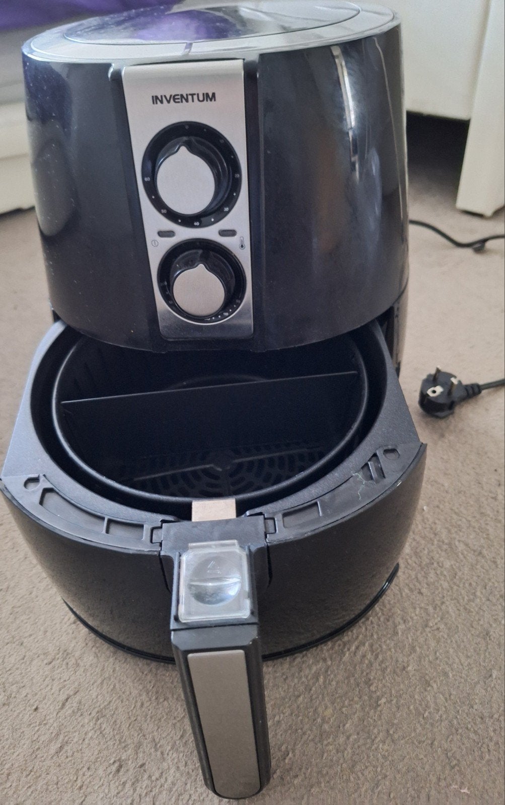 Airfryer Inventum GF252HL, 2 tot 3 liter, Ophalen, Zo goed als nieuw, Uitneembare binnenpan