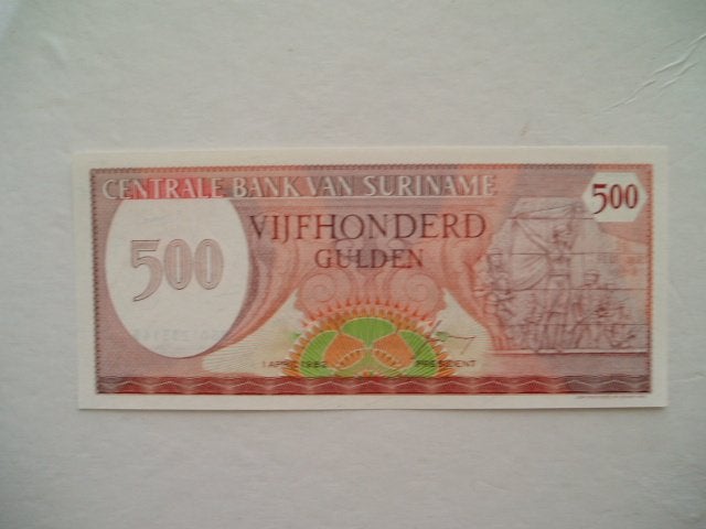 1360. Suriname, 500 gulden 1982 UNC Monument of Revolt., Verzenden, Zuid-Amerika, Los biljet