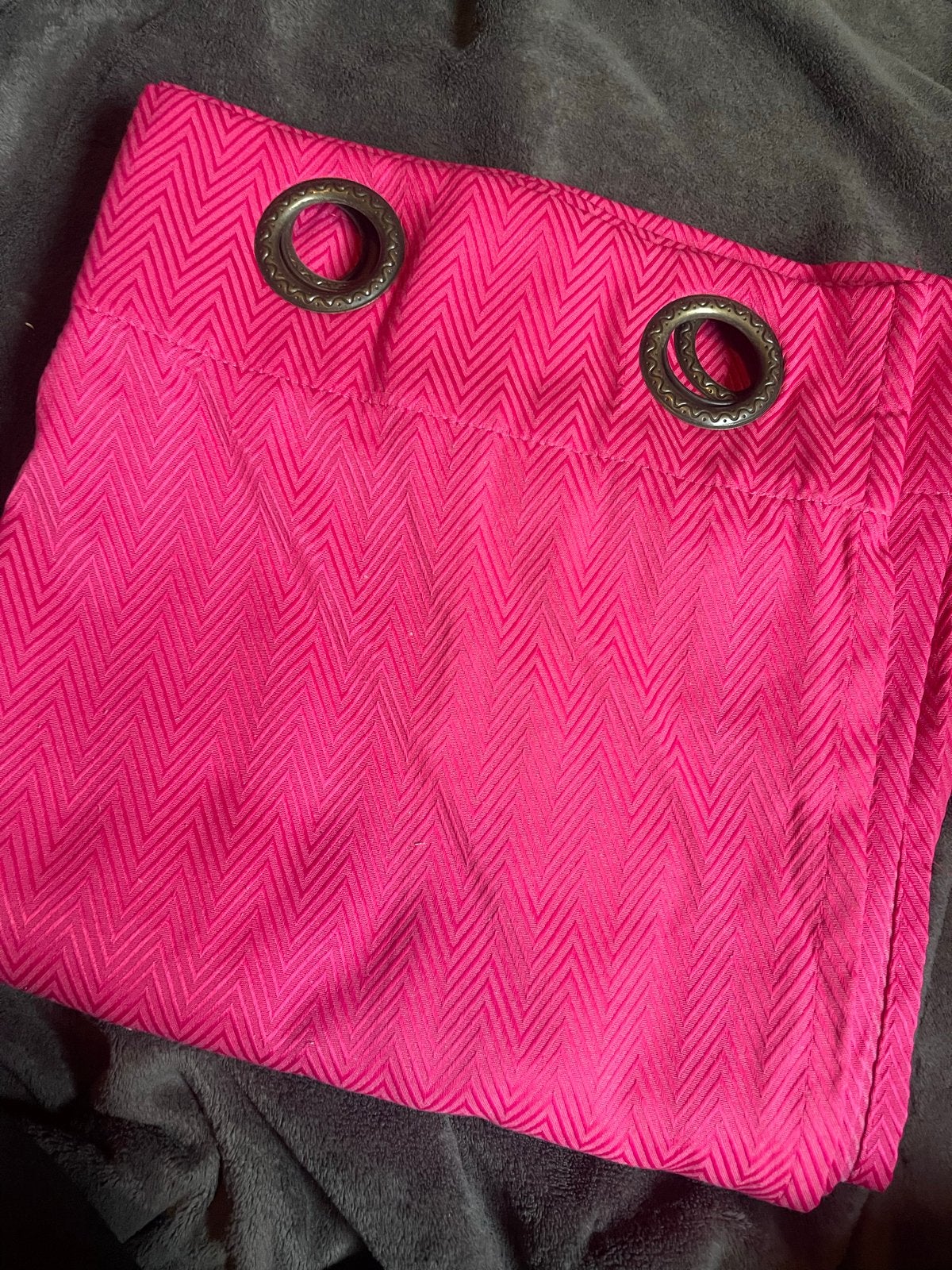Roze gordijn met ringen, Ophalen, Met ringen, Gebruikt, Gordijn