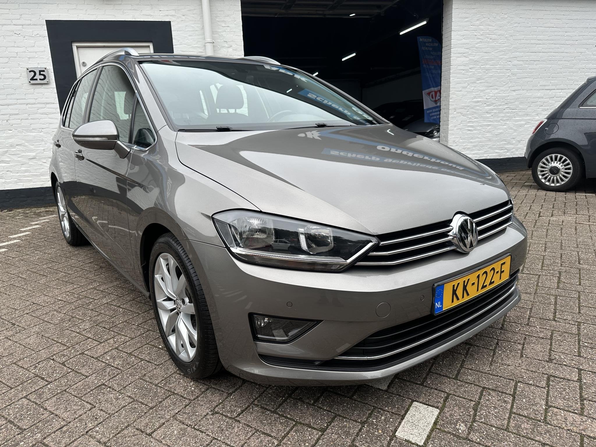 Volkswagen Golf Sportsvan 1.2 TSI Highline /Automaat/Navi/zo, Auto's, Gebruikt, 4 cilinders, Alcantara, Bedrijf