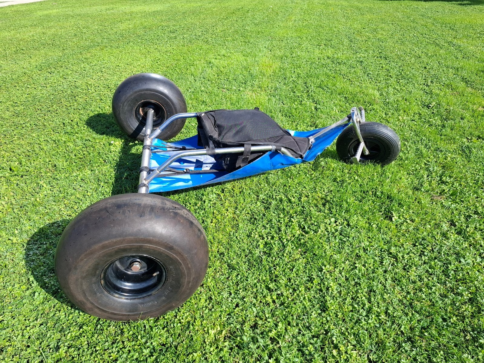 te koop,kitebuggy met bigfoot wielen, Ophalen, Zo goed als nieuw, Vierlijns