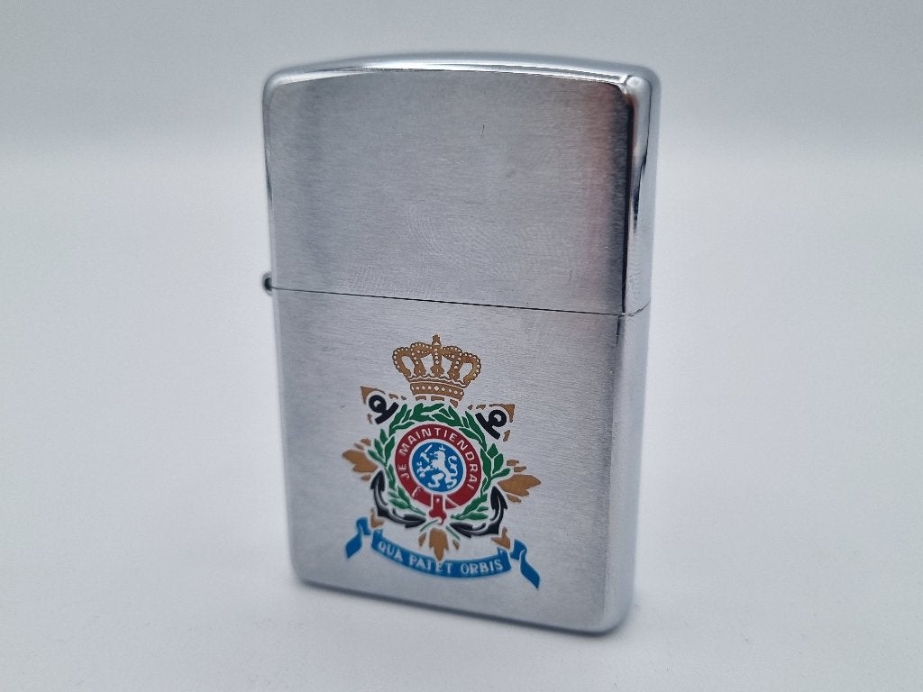 Zippo Korps Mariniers 2002 Aansteker – NIEUW, Verzenden, Marine, Nederland, Overige typen