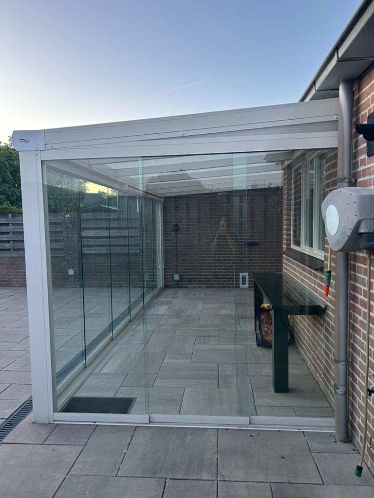 Luxe Aluminium Overkapping met Glazen Schuifwanden, Ophalen, Zo goed als nieuw, Veranda