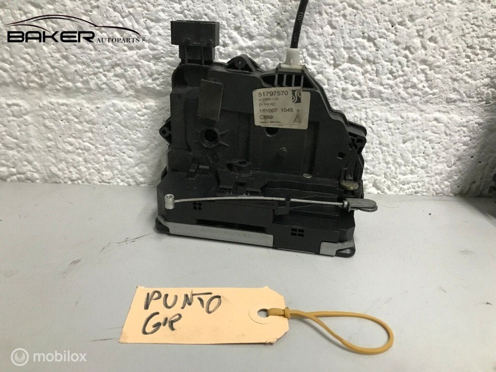 Deurslot mechaniek Fiat Grande Punto ('05-'11) 51797570, Auto-onderdelen, Gebruikt, Fiat, Ophalen of Verzenden, Fiat