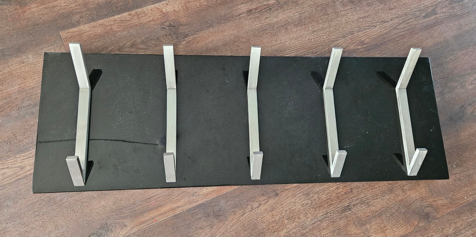 Hoogglans Zwarte Wandkapstok 90x30cm, Huis en Inrichting, Woonaccessoires | Kapstokken, Overige materialen, Gebruikt, Minder dan 100 cm
