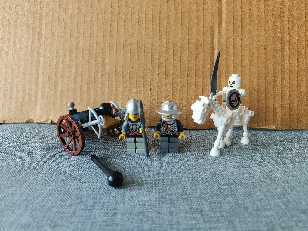 Lego 7090: Crossbow Attack, Lego, Ophalen of Verzenden, Zo goed als nieuw, Compleet