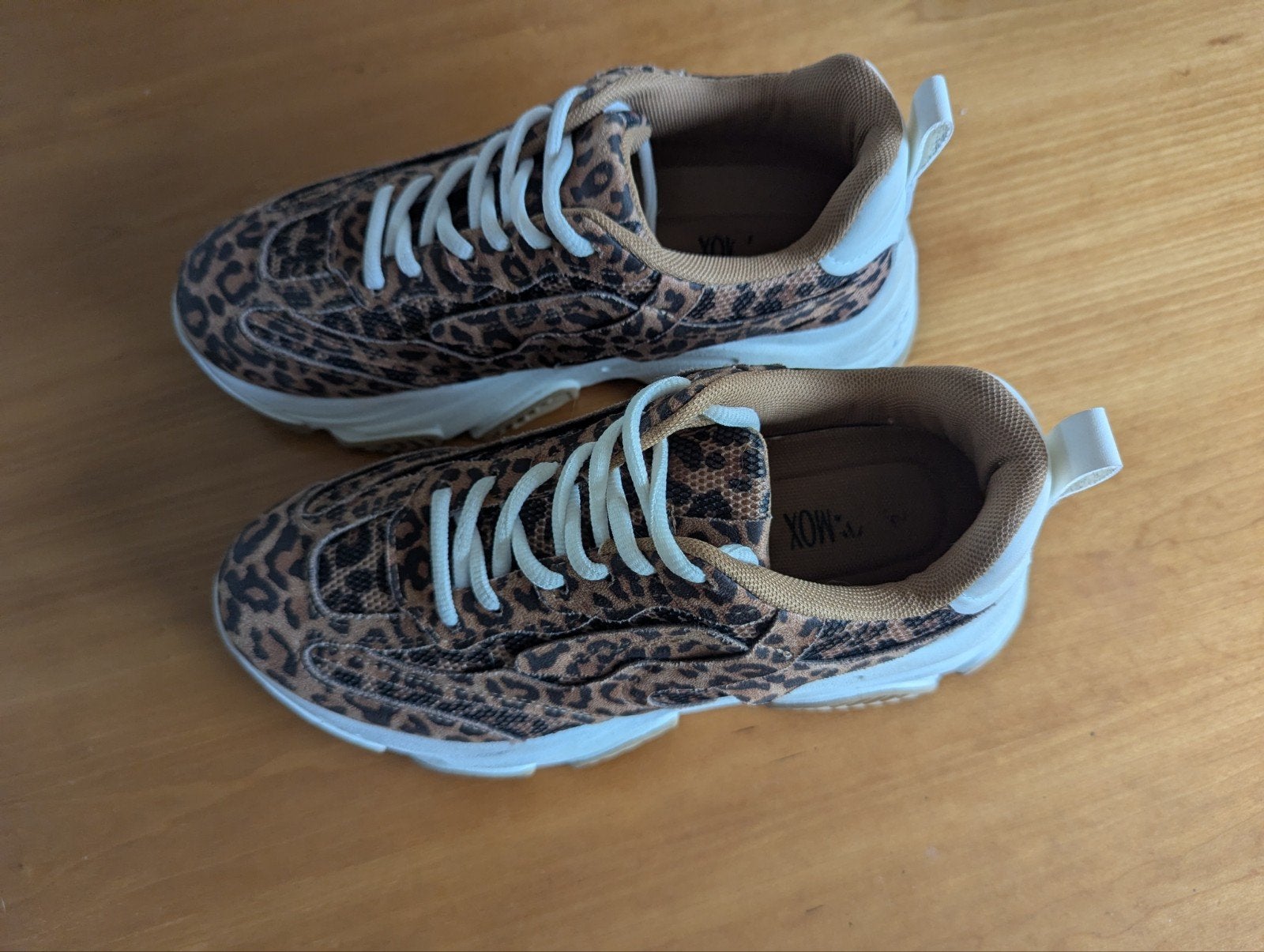 Leopard print sneakers maat 39, Ophalen of Verzenden, Zo goed als nieuw, Bruin, Sneakers of Gympen