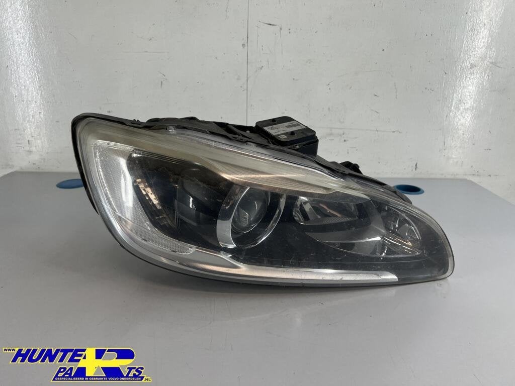 Koplamp xenon rechts Volvo V60/S60 ('13-'18) 31420109, Auto-onderdelen, Gebruikt, Ophalen of Verzenden, Volvo