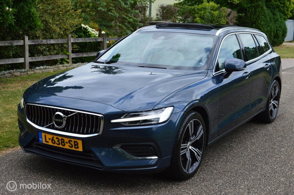 Volvo V60 2.0 D4 Inscription Zeer knappe auto !, Auto's, Volvo, Gebruikt, Euro 6, Blauw, Leder
