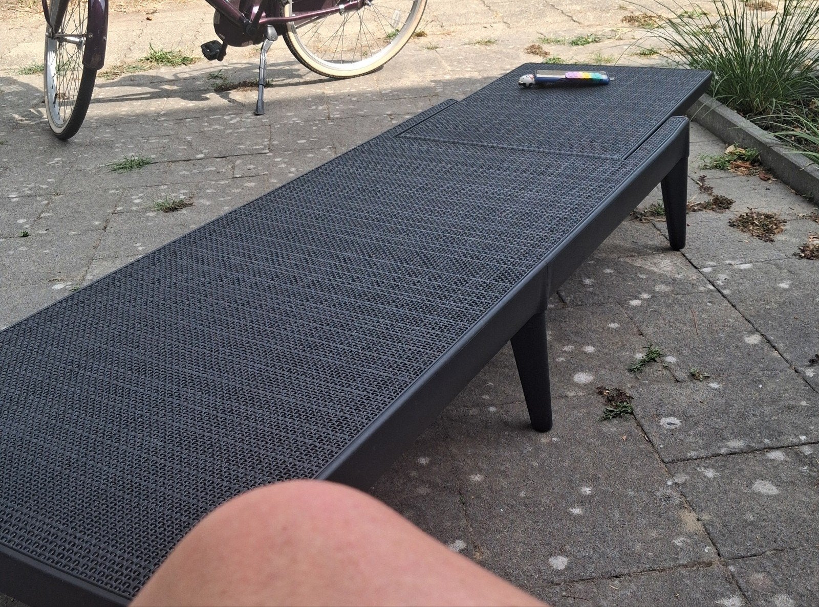 Comfortabel ligbed - ideaal voor in de tuin of op het terras, Tuin en Terras, Ophalen, Nieuw, Kunststof, Verstelbaar
