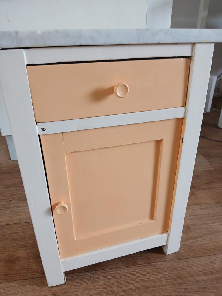 Nachtkastje, Huis en Inrichting, Slaapkamer | Nachtkastjes, Ophalen, Gebruikt, Minder dan 45 cm