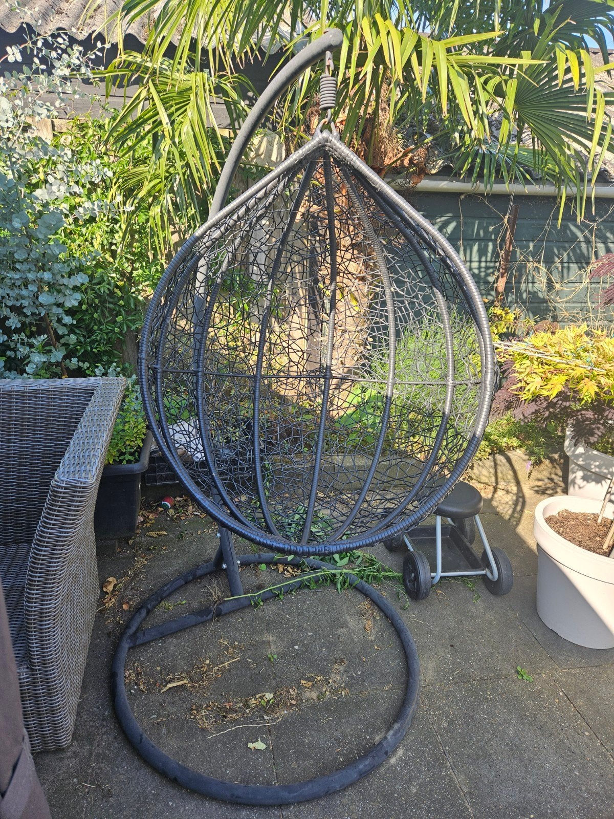 Hangstoel Zwart - Comfortabel en Stijlvol, Tuin en Terras, Ophalen, Gebruikt, Metaal