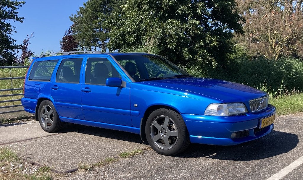 Volvo V70 2.4 R, Automaat, Blauw, V70, Stationwagon
