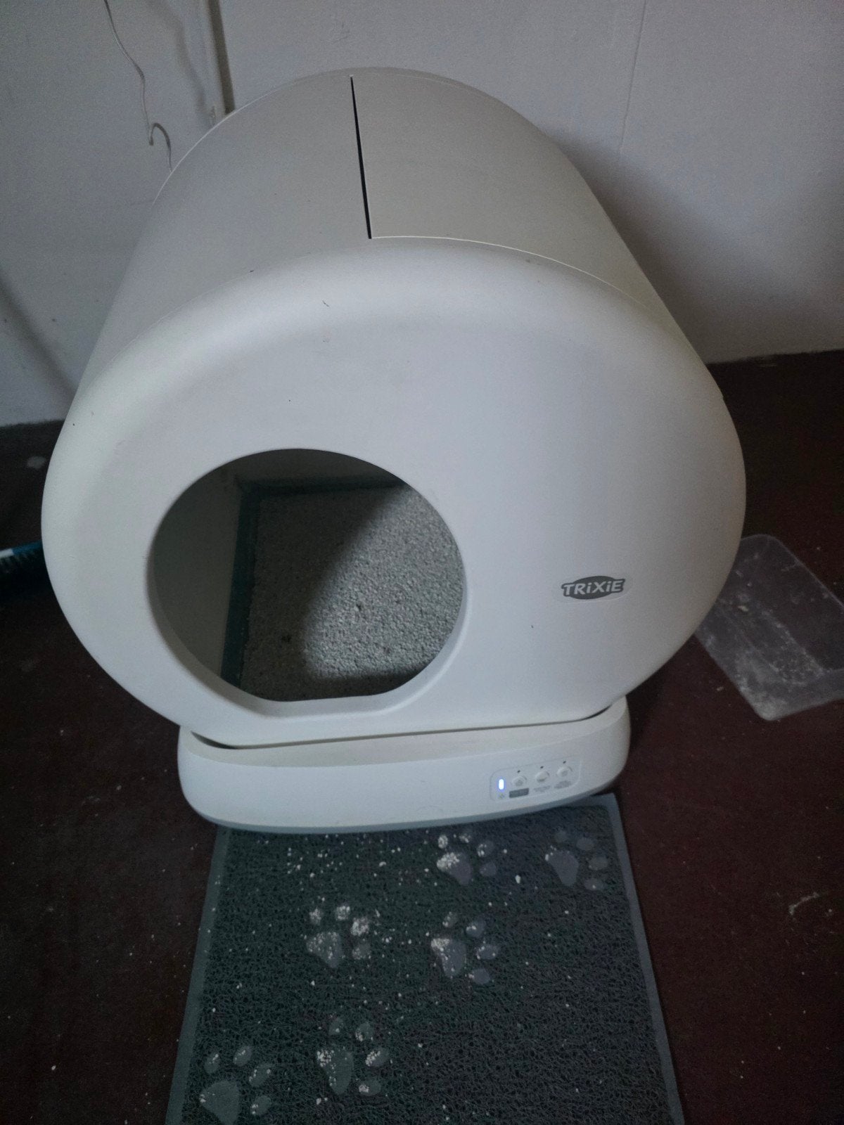 Zelfreinigende kattenbak, Ophalen