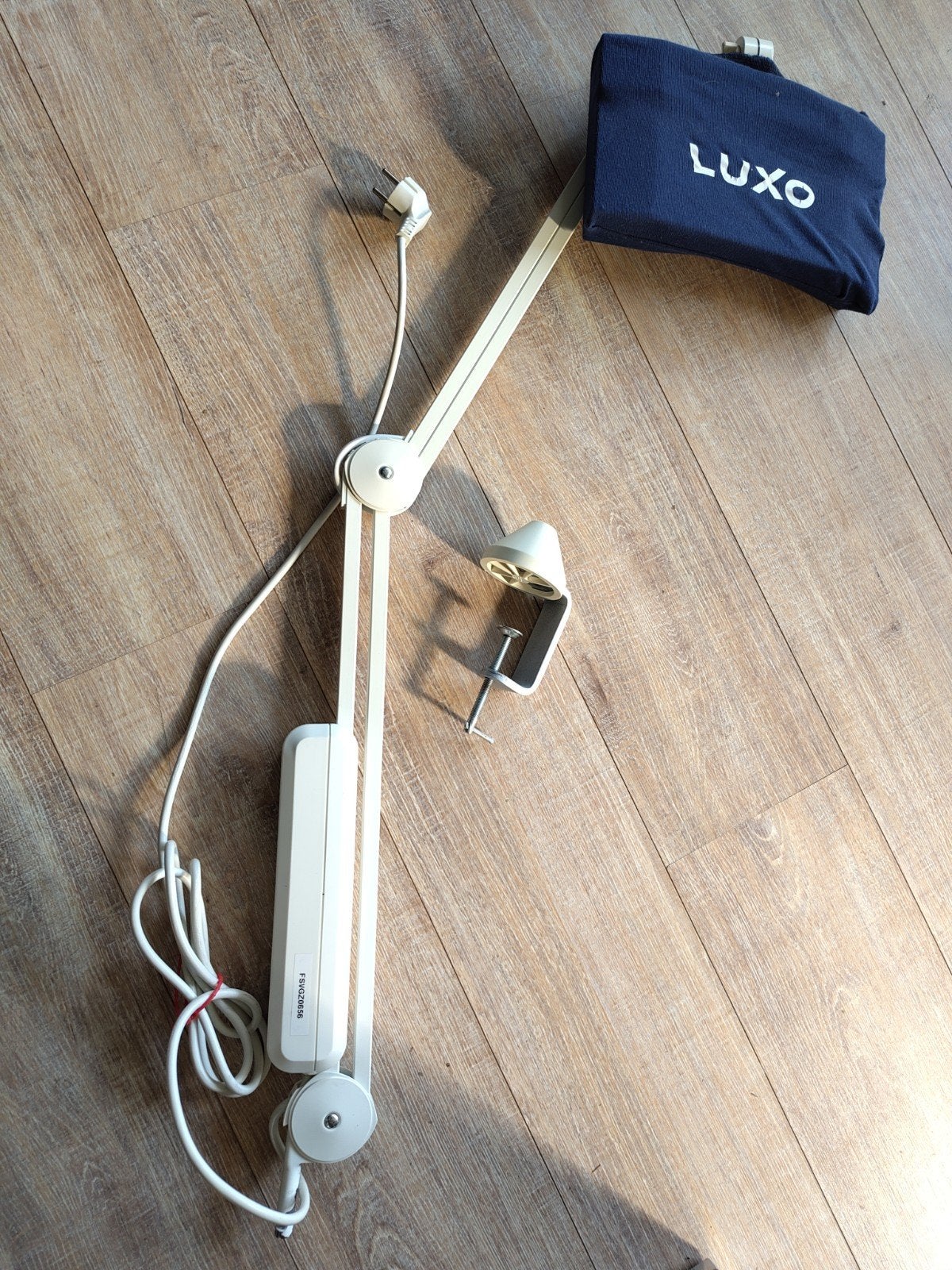 Loeplamp LUXO met tafelklem - Ideaal voor precisiewerk, Ophalen, Gebruikt, Loeplamp