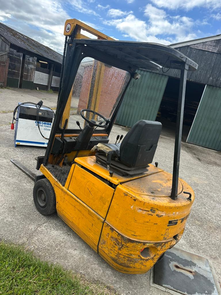 Still efg1.5, Zakelijke goederen, Machines en Bouw | Heftrucks en Intern transport, 1000 tot 2000 kg, Ophalen of Verzenden, Elektrisch
