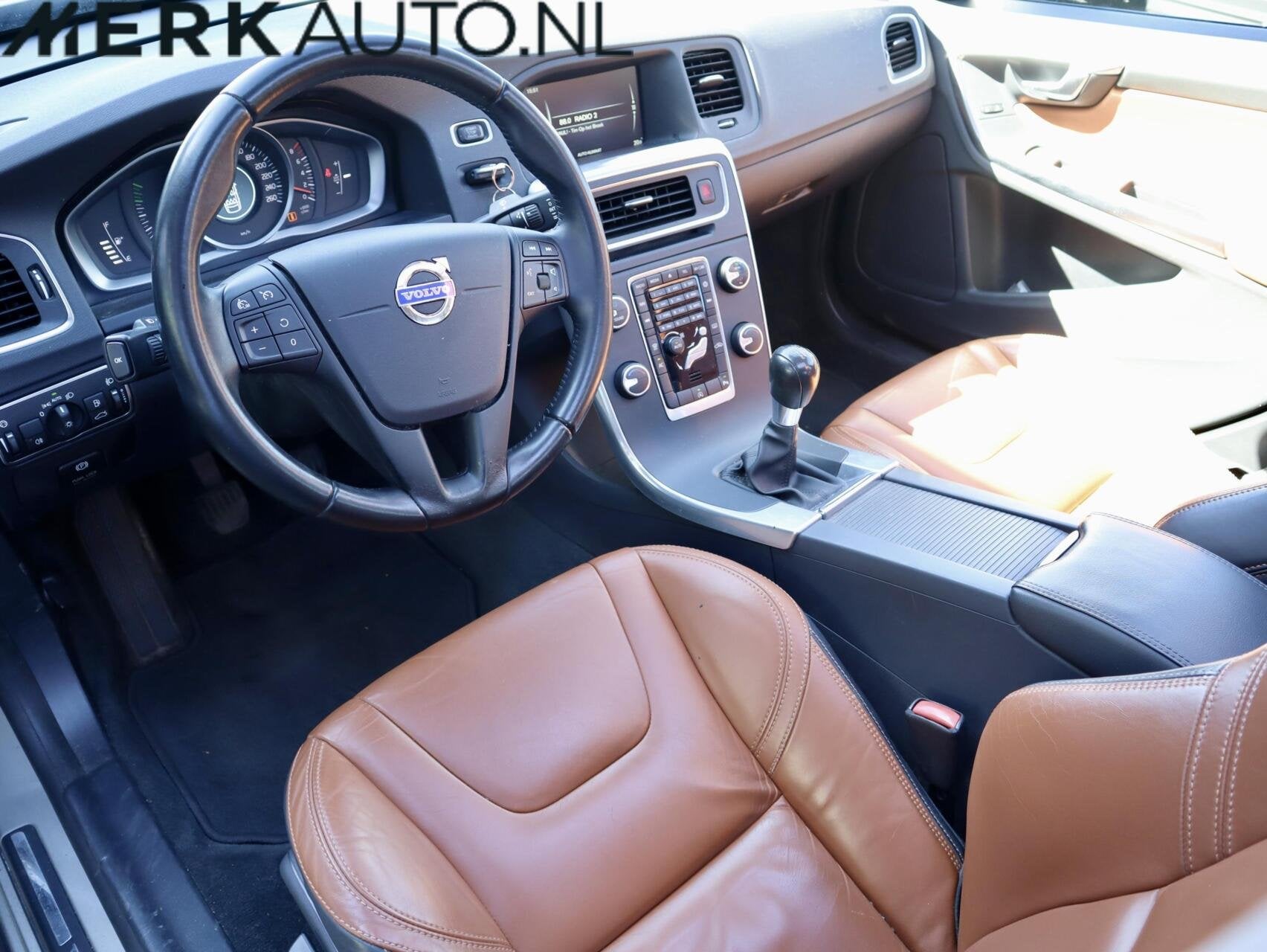 Volvo S60 1.6 T3 Leder, Schuifdak, 1e Eigenaar! met Nap!, Voorwielaandrijving, Gebruikt, 4 cilinders, 150 pk