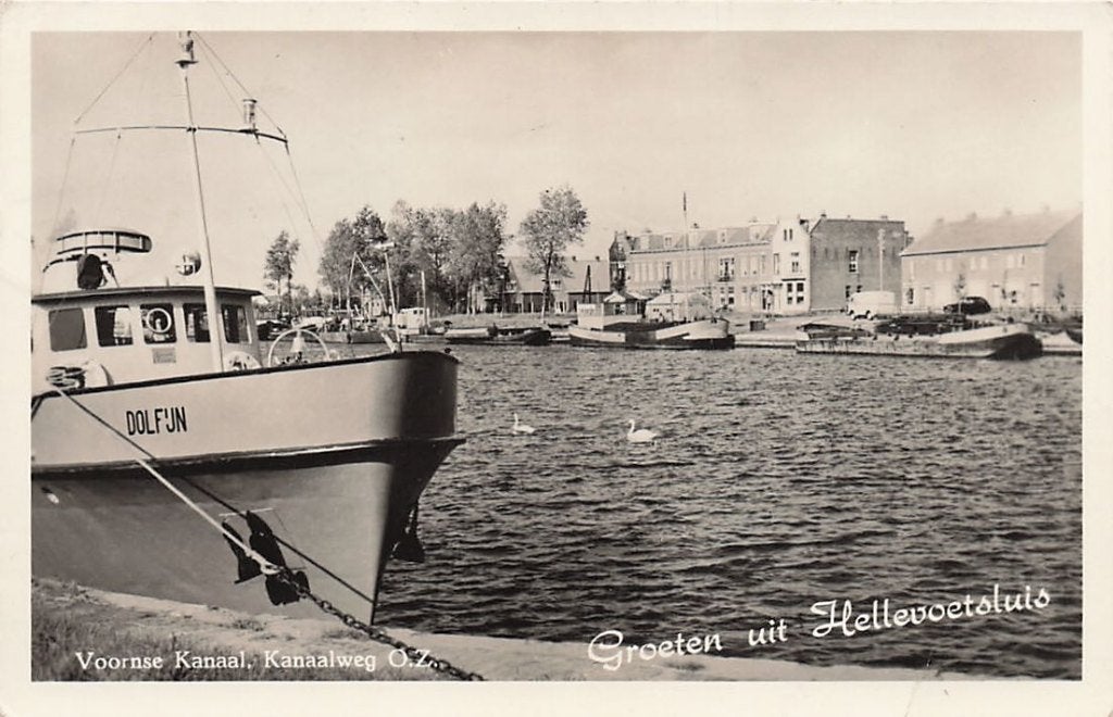 AN145 Hellevoetsluis Knaalweg boot 1960, Verzenden, 1940 tot 1960, Gelopen, Zuid-Holland
