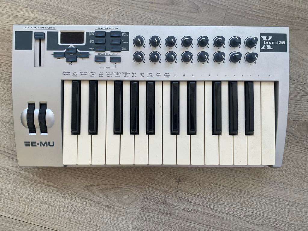 E-MU Xboard 25 MIDI keyboard, Ophalen, Gebruikt
