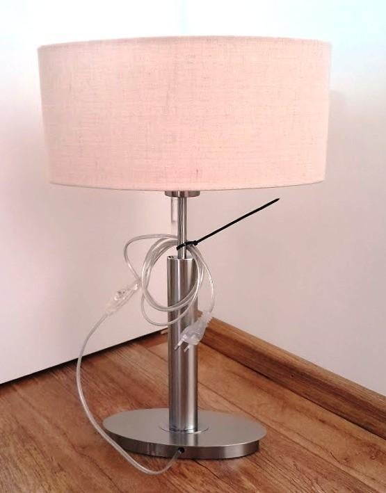 Moderne Tafellamp met stoffen ovale kap, Huis en Inrichting, Lampen | Tafellampen, Ophalen of Verzenden, Zo goed als nieuw, Stof